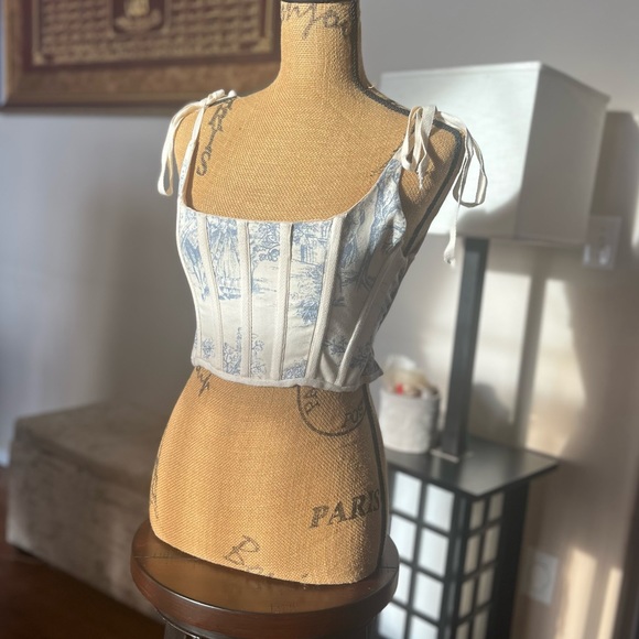 [SOLD] RARE AmbrHouse Corset - Picture 8 of 8